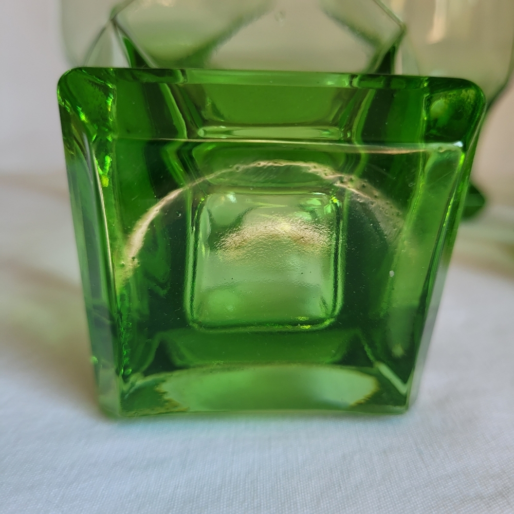 Vintage Art Deco Green Uranium Juice Glasses Glow Glass Set of 5 Approx 4x3" - Picture 6 of 8